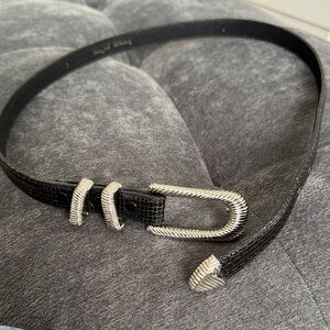 Karen Callen black delicate weave leather silver “rope” hardware belt. Small.